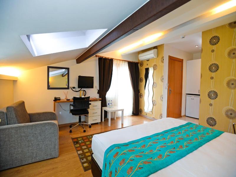 Retropera Hotel - Oda