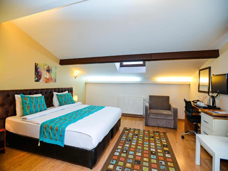 Retropera Hotel - Oda
