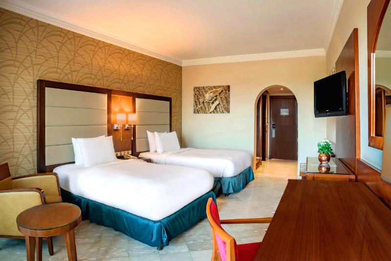 Crowne Plaza Jordan Dead Sea Resort & Spa - Oda