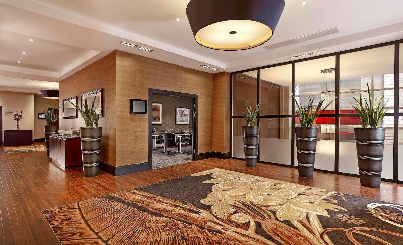 Doubletree by Hilton London Victoria - Lobi