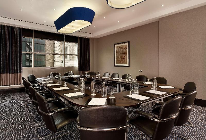 Doubletree by Hilton London Victoria - Genel