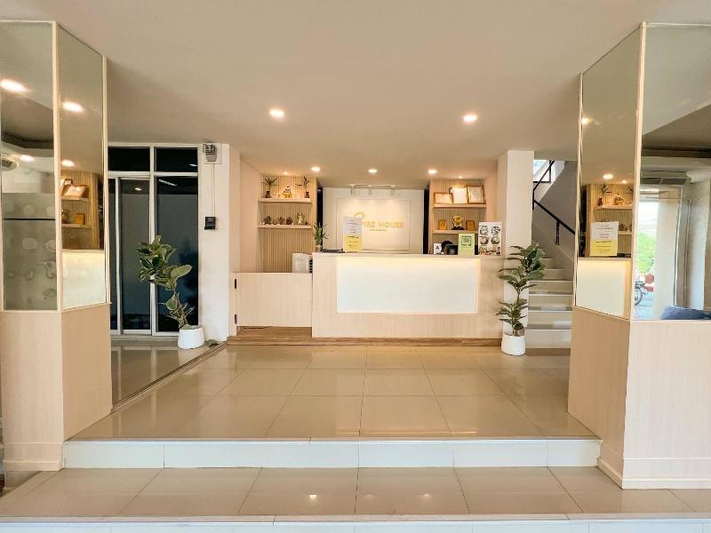 Inspire House Hotel - Lobi