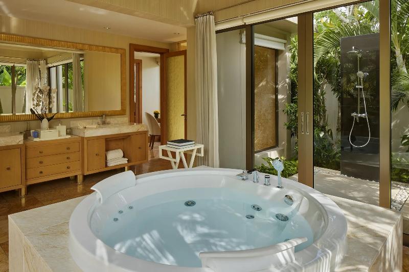 Mulia Villas - Nusa Dua Bali - Oda