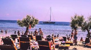 Paradise Beach Resort