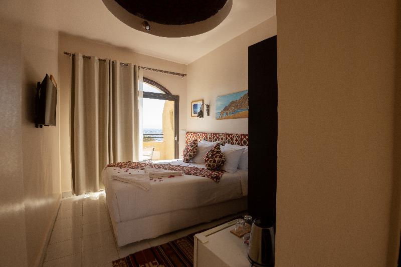 Bedouin Moon Hotel - Oda