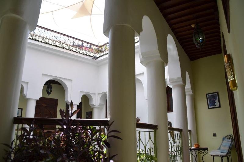 Riad Alida - Genel