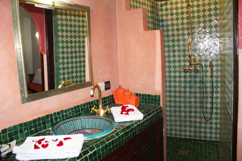 Riad Alida - Oda