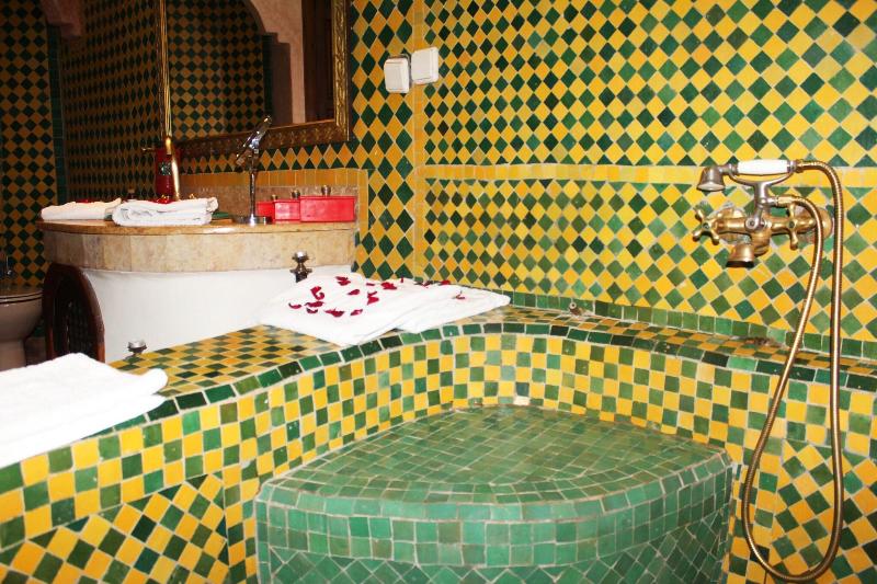 Riad Alida - Oda