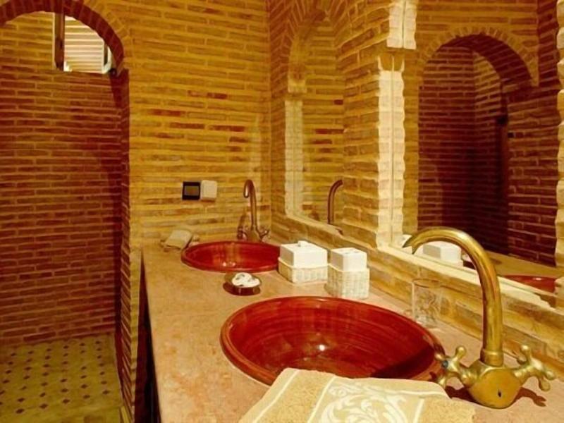 Riad Alida - Oda