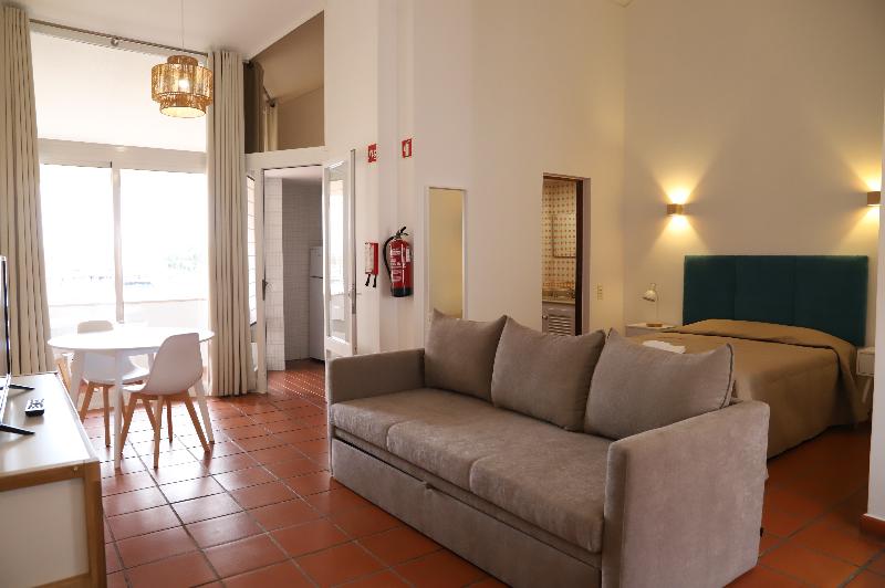 Marina Plaza Apartamentos by Garvetur - Oda