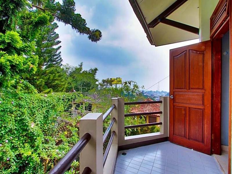 The Jayakarta Inn & Villas Cisarua Mountain Resort - Oda