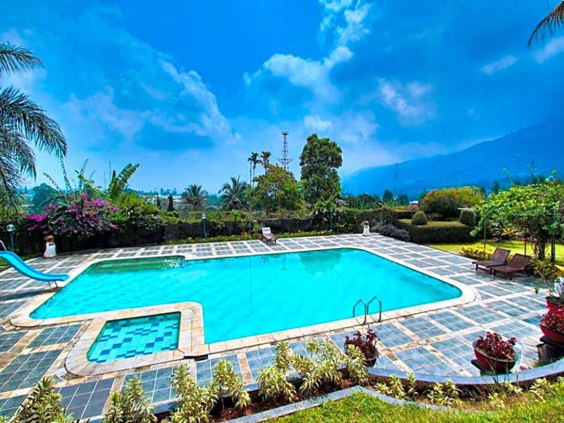 The Jayakarta Inn & Villas Cisarua Mountain Resort - Oda