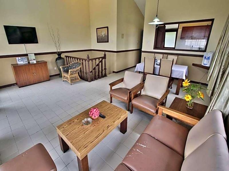 The Jayakarta Inn & Villas Cisarua Mountain Resort - Oda