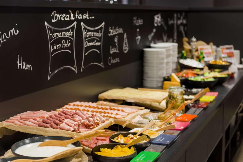 Park Inn by Radisson Budapest - Lobi