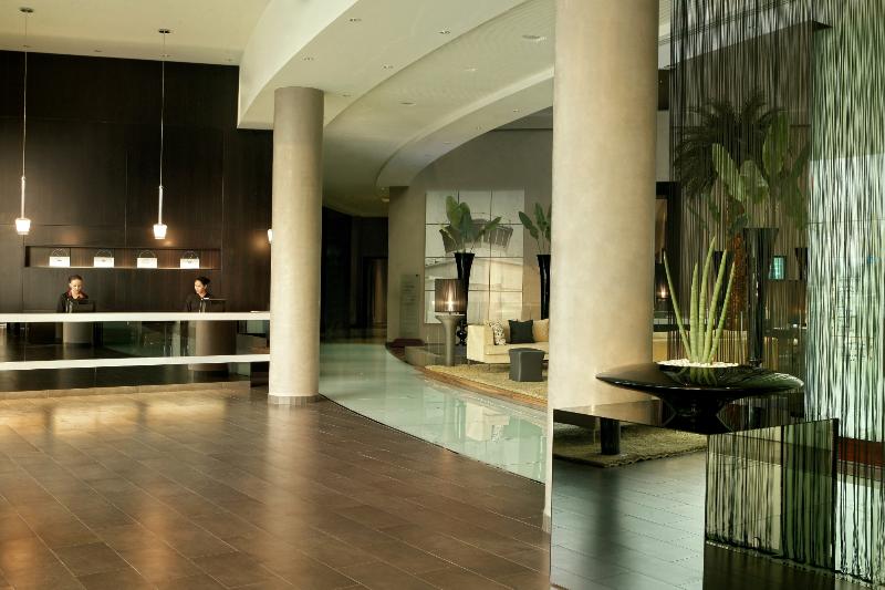 Centro Sharjah by Rotana - Lobi