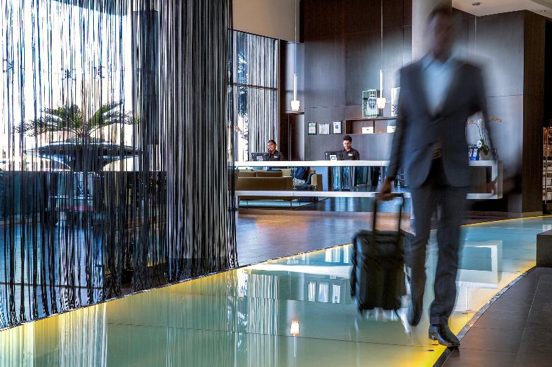 Centro Sharjah by Rotana - Lobi