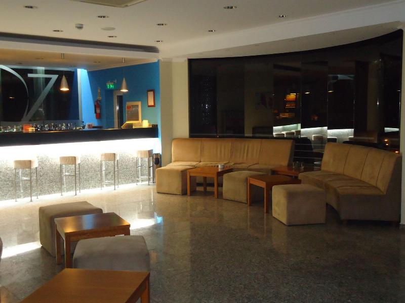 Pombeira - Bar