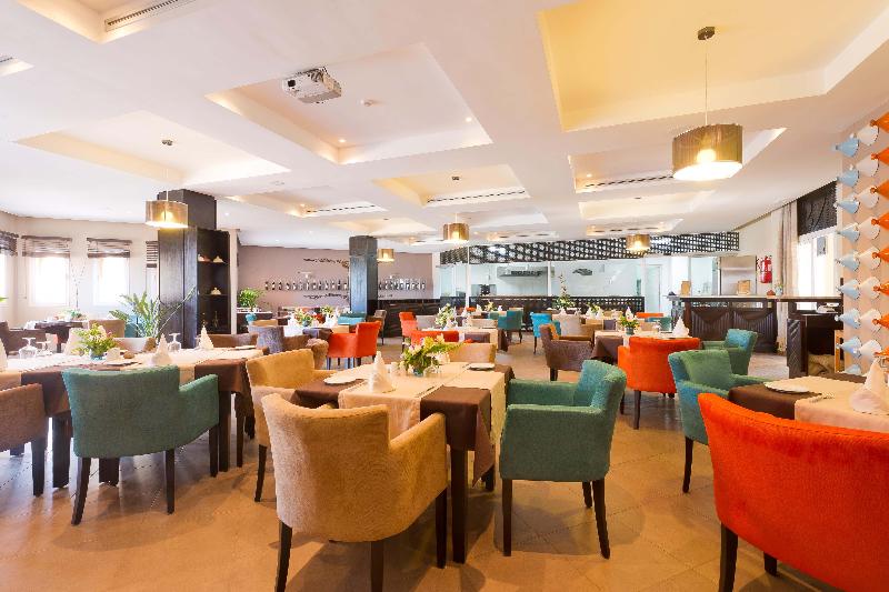 Paradis Plage Surf Yoga & Spa Resort - Restoran