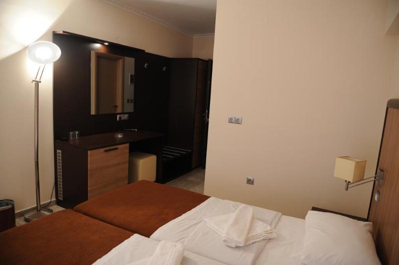 Kaiafas Lake Hotel - Genel