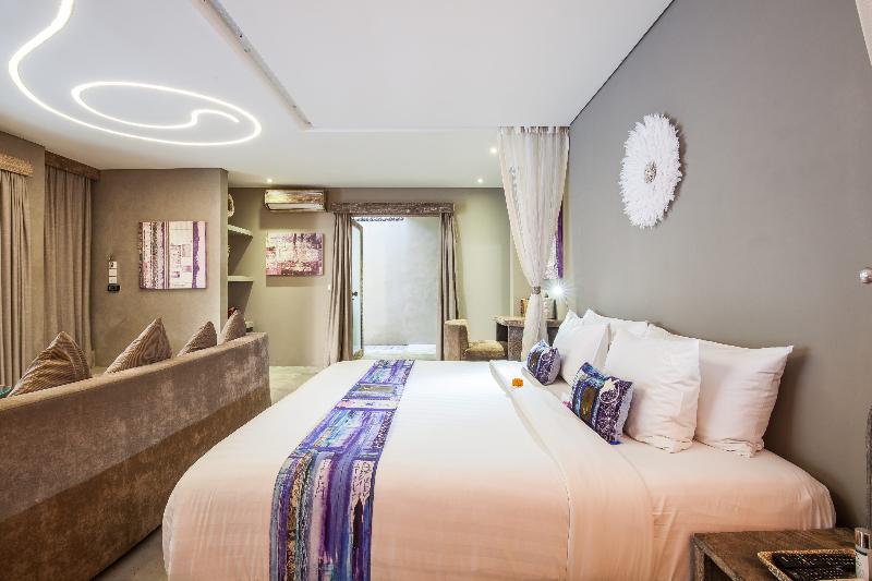Blue Karma Dijiwa Seminyak - Oda