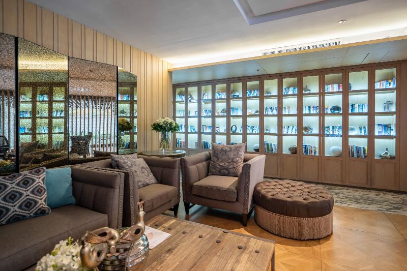 Arcadia Suites Bangkok - Lobi