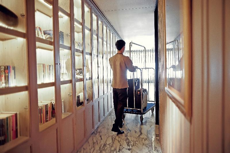 Arcadia Suites Bangkok - Lobi