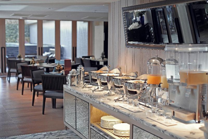 Arcadia Suites Bangkok - Restoran