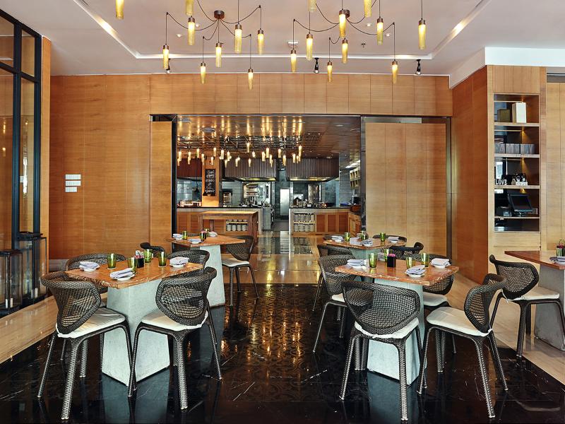 The Stones Hotel - Legian, Bali - Restoran