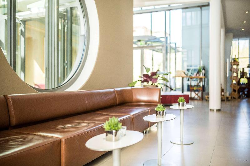 Vienna House by Wyndham Havelufer Potsdam - Lobi