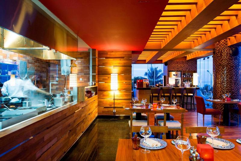 Sheraton Bali Kuta Resort - Restoran