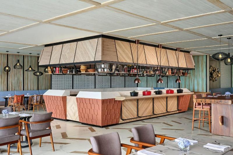 Sheraton Bali Kuta Resort - Restoran