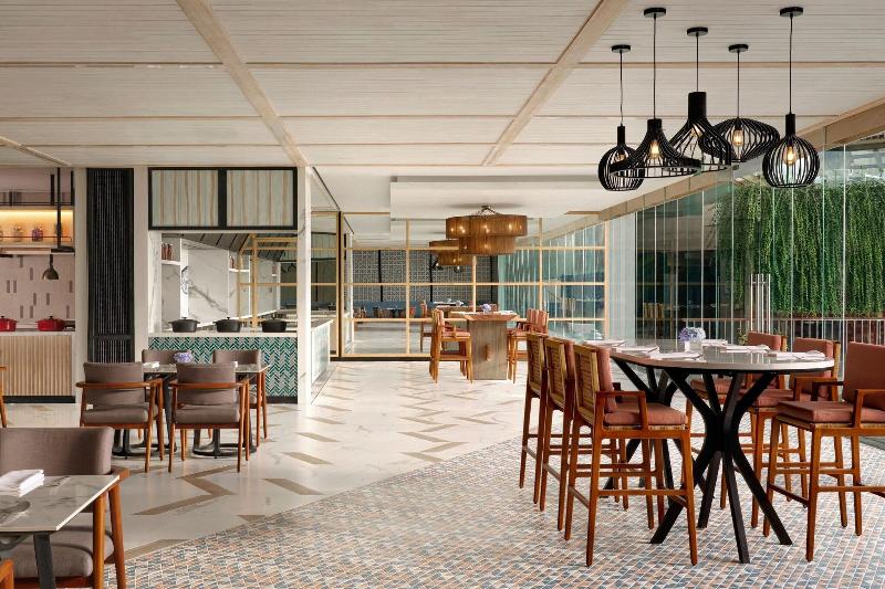 Sheraton Bali Kuta Resort - Restoran