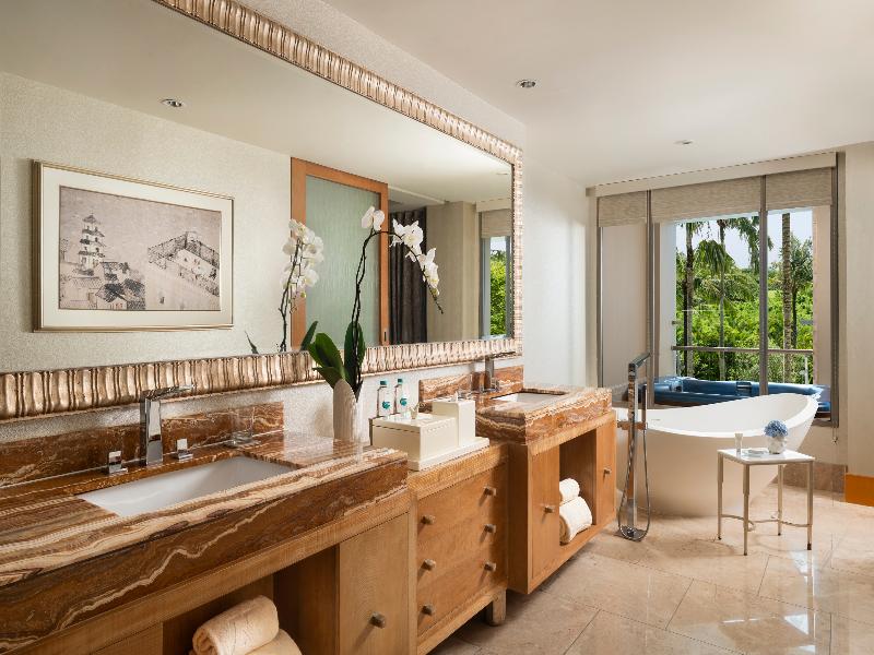 The Mulia - Nusa Dua Bali - Oda