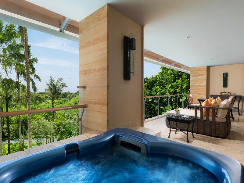 The Mulia - Nusa Dua Bali - Oda