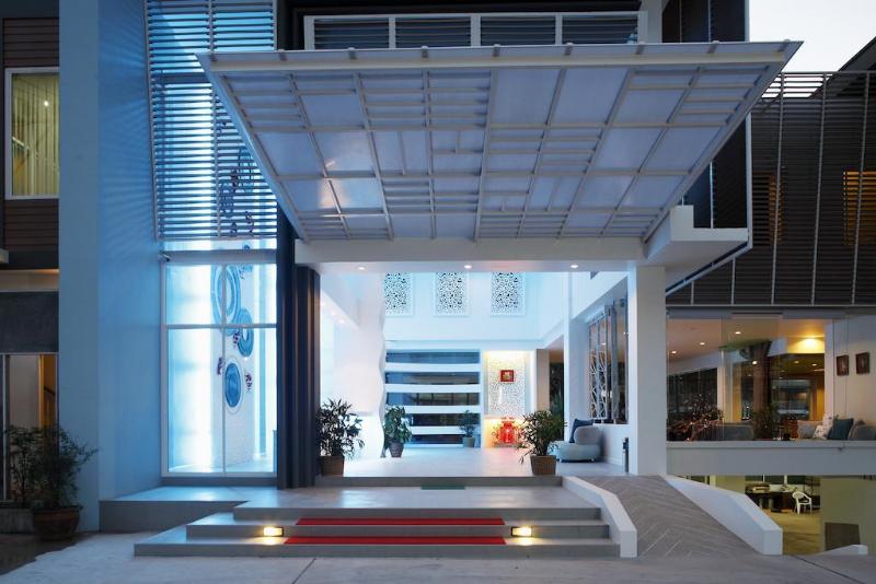 A2 Pool Resort Phuket - Genel