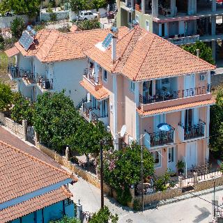 Dionysios Studios & Apartments