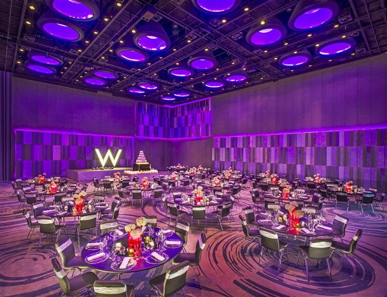W Bangkok - Genel