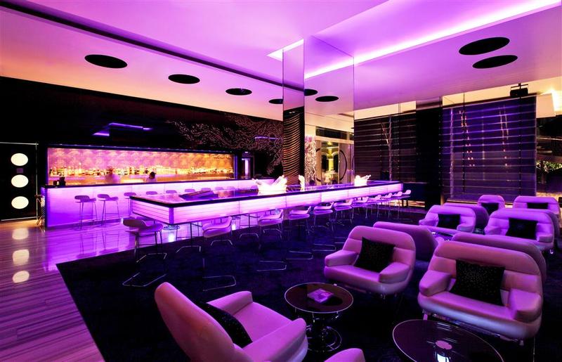 W Bangkok - Genel