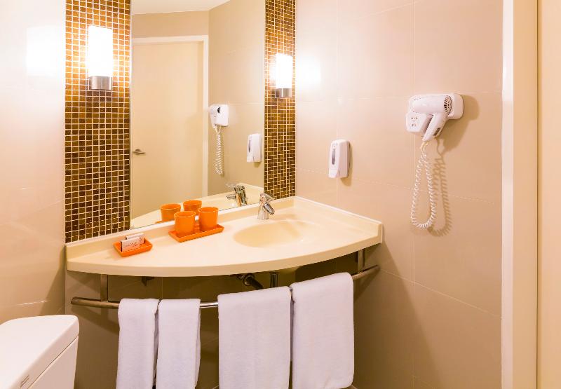 Ibis Bangkok Siam - Oda