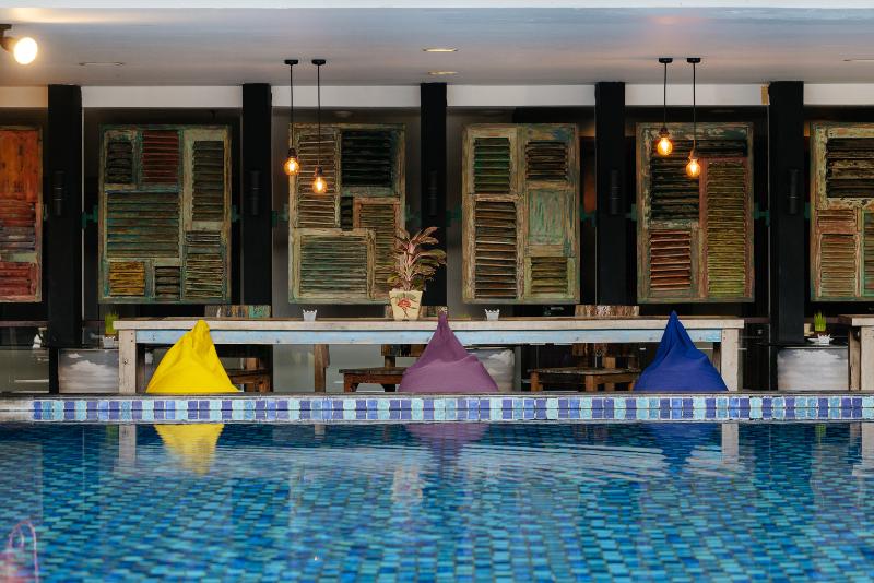 Horison Seminyak - Bar