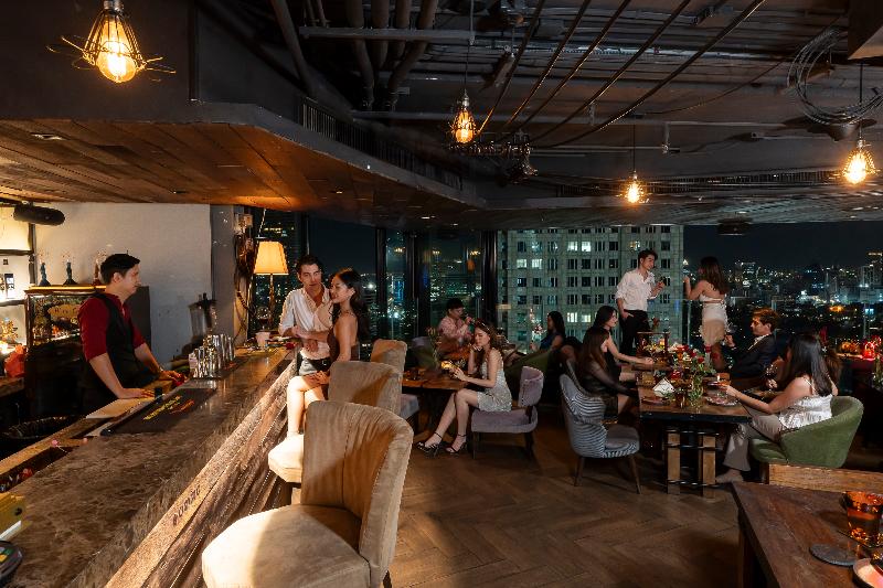 The Continent Hotel Sukhumvit - Asok BTS Bangkok - Bar