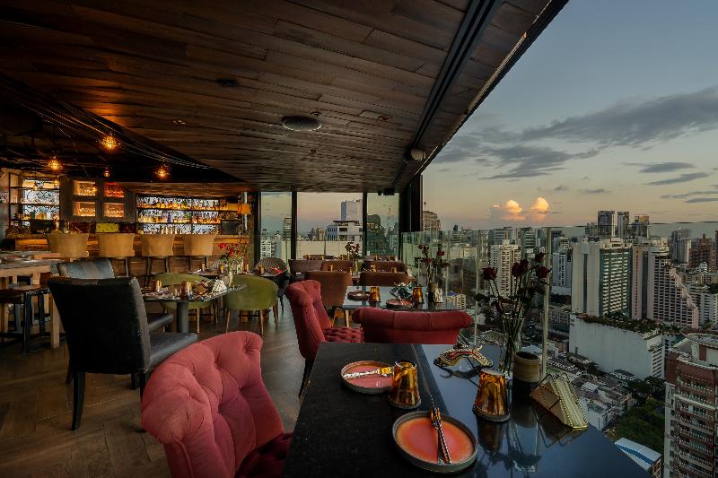 The Continent Hotel Sukhumvit - Asok BTS Bangkok - Bar