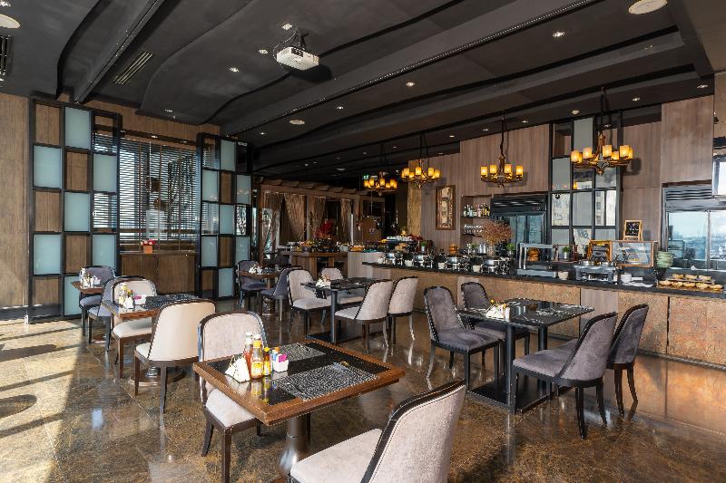 The Continent Hotel Sukhumvit - Asok BTS Bangkok - Restoran