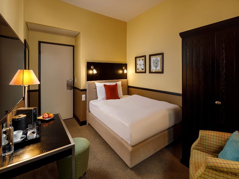 Opera Hotel - Oda