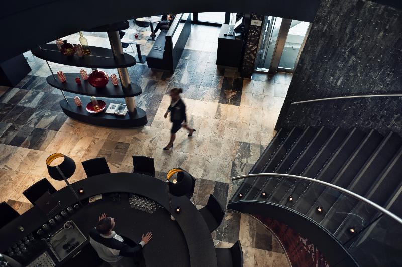Haven Hotel Rotterdam, Curio Collection by Hilton - Bar