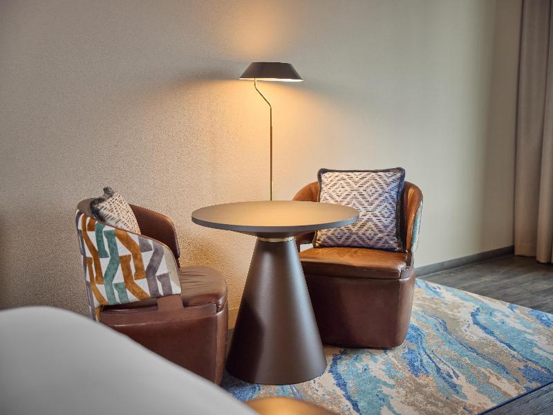 Haven Hotel Rotterdam, Curio Collection by Hilton - Oda