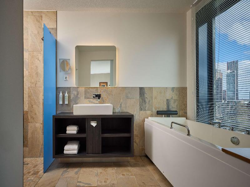 Haven Hotel Rotterdam, Curio Collection by Hilton - Oda
