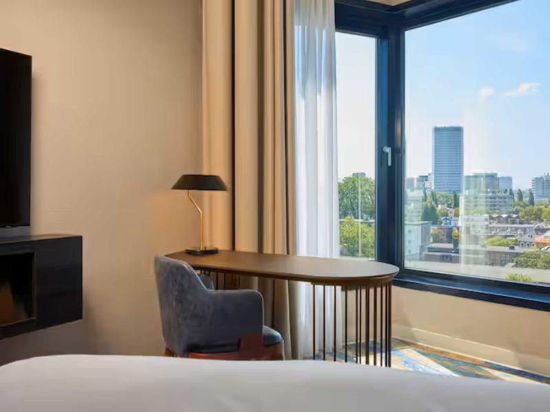 Haven Hotel Rotterdam, Curio Collection by Hilton - Oda