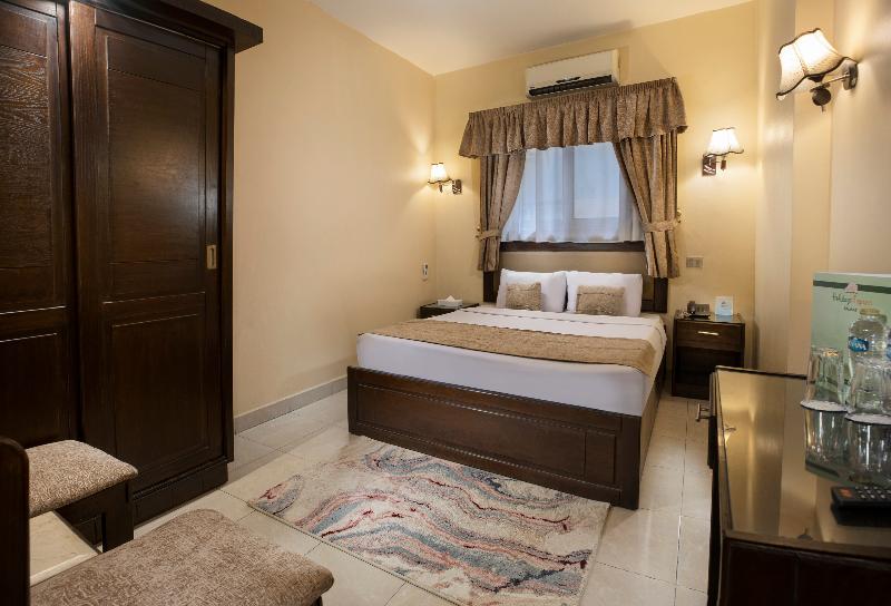 Holidays Express Hotel - Oda