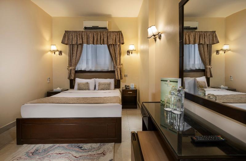 Holidays Express Hotel - Oda